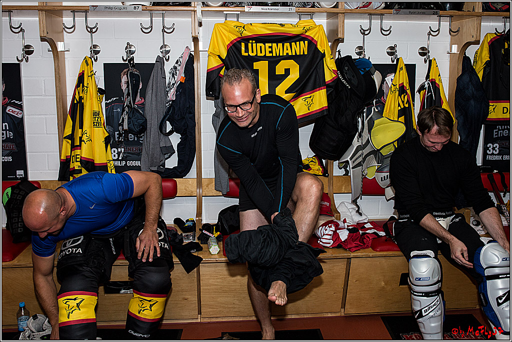 Luedes letzte Eiszeit Koelner Haie, 24.09.16